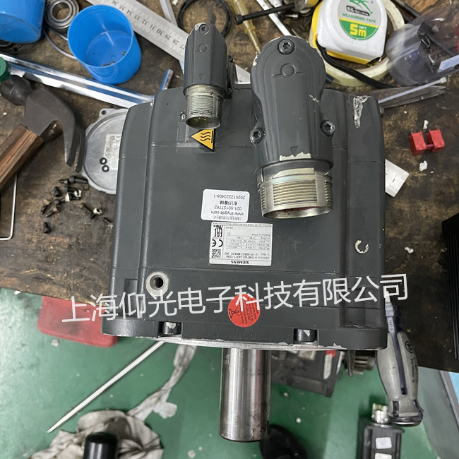 西門子伺服電機(jī)維修編碼器壞1FK7101-2AF71-1SA0通訊口壞修理