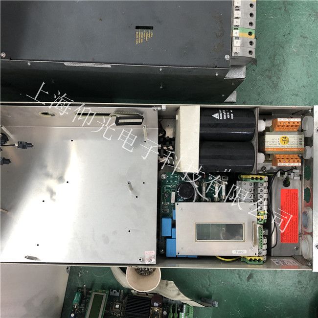 日普RP3200變頻器上電不顯示
