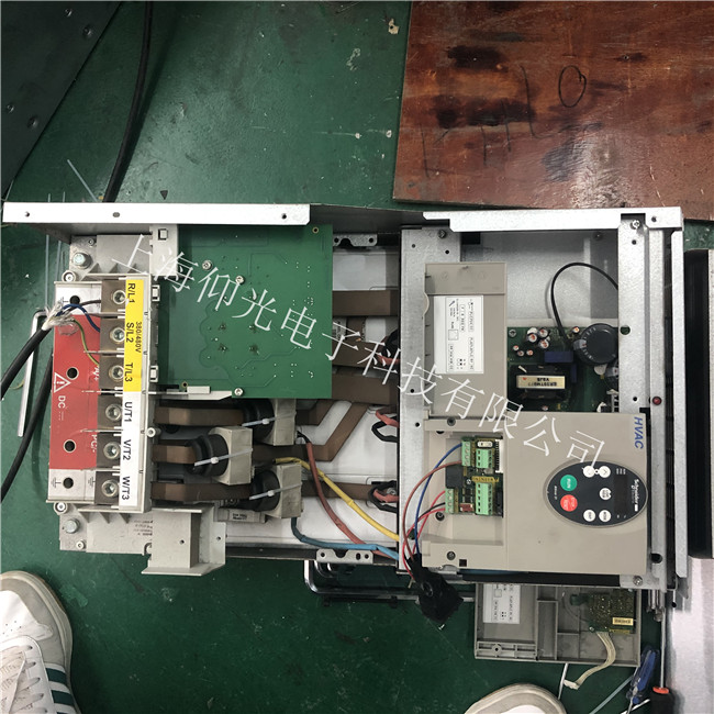 施耐德ATV61HC31N4變頻器炸機故障維修案例