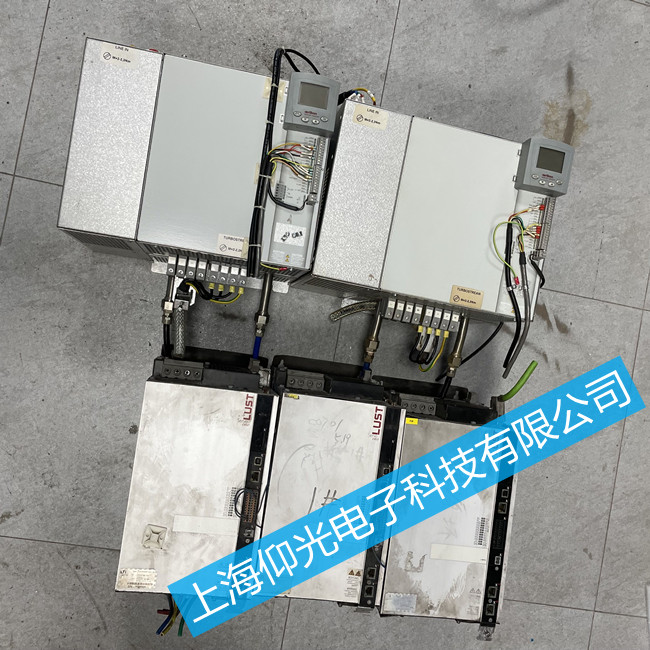 LUST路斯特伺服驅(qū)動(dòng)器通電報(bào)警E-OLI維修找仰光