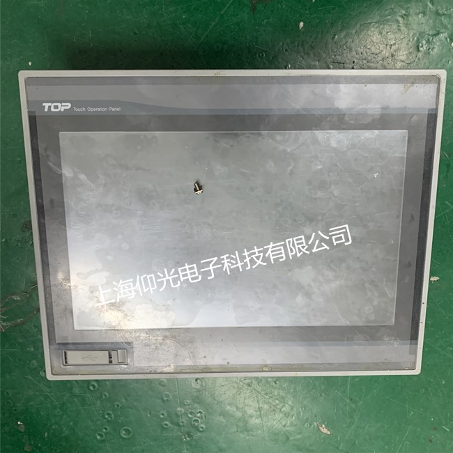 經(jīng)編機機M2I觸摸屏維修 XT0P10TW-UD黑屏死機故障快速維修