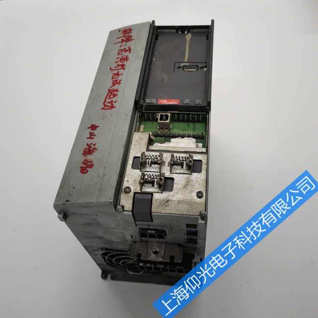 丹佛斯vtl5000變頻器報(bào)警Err08維修