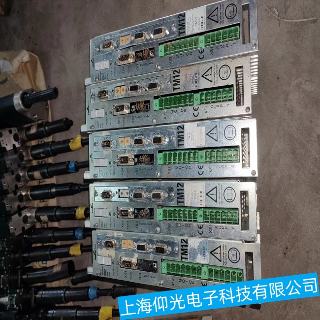 丹尼克爾擰緊控制器m-Pro-400SE顯示屏工作正常但無法啟動(dòng)故障維修說明