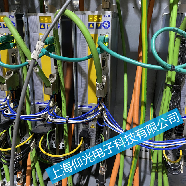 專業(yè)維修科爾摩根伺服驅(qū)動(dòng)器-Servostar600系列報(bào)警F22維修